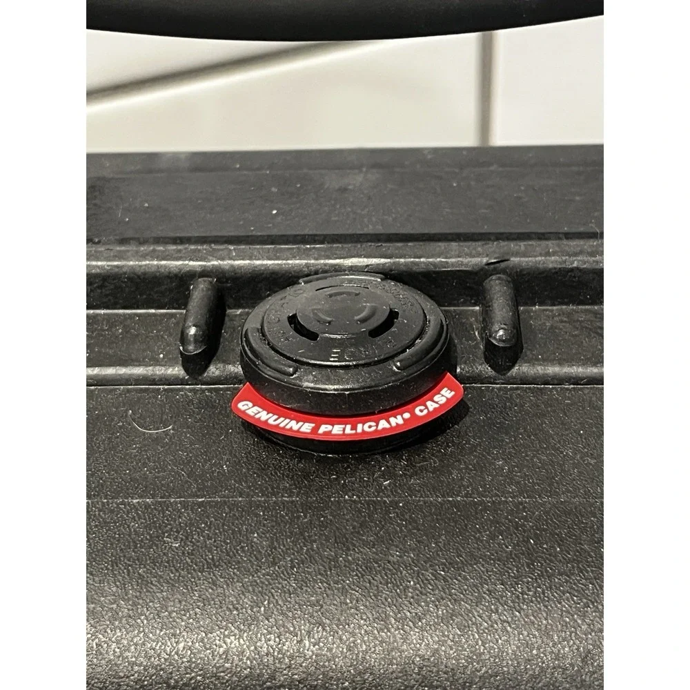 PELICAN 1400 Watertight Protector Equipment Case | 1400 With Foam Black